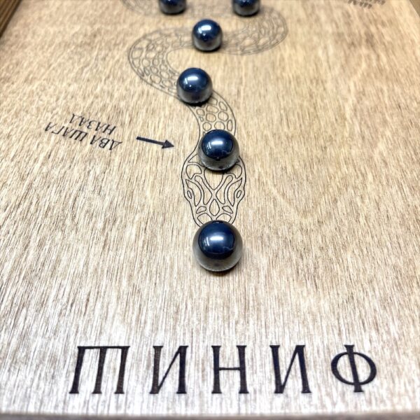 Настольная игра из дерева Магнитная змейка Лайт