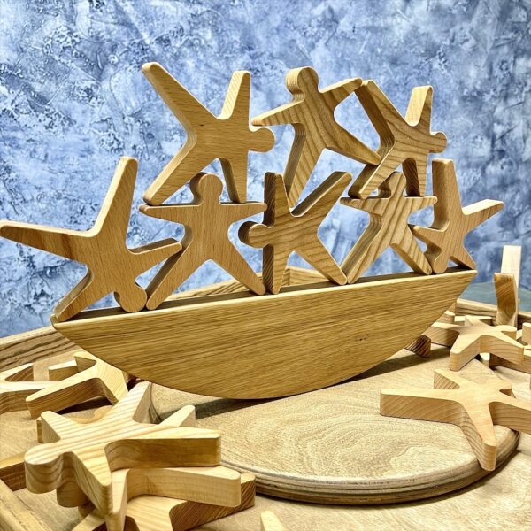 Настольная игра из дерева Акробаты в коробке М