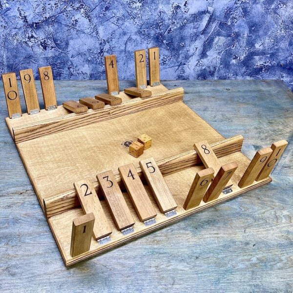 Настольная игра из дерева  Дюжина Лайт