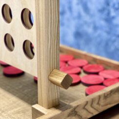 Настольная игра из дерева «4 в ряд» M