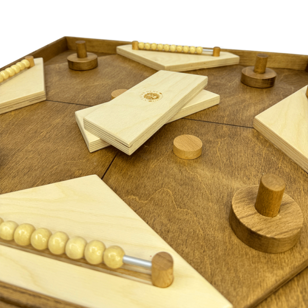 Деревянная игра «Аэрохоккей на 4-х игроков и Магнитные шарики» 2 в 1