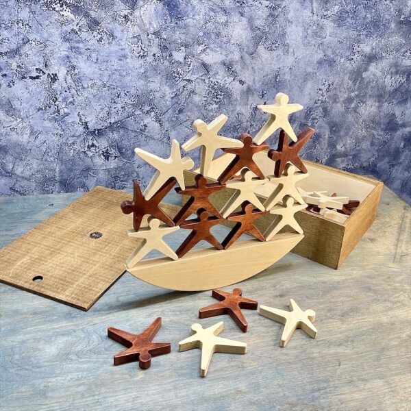 Настольная игра из дерева Акробаты в коробке № 3 S