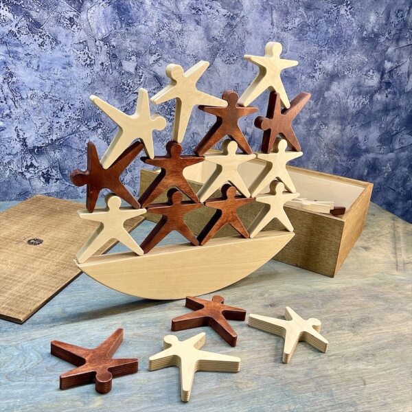 Настольная игра из дерева Акробаты в коробке № 3 S