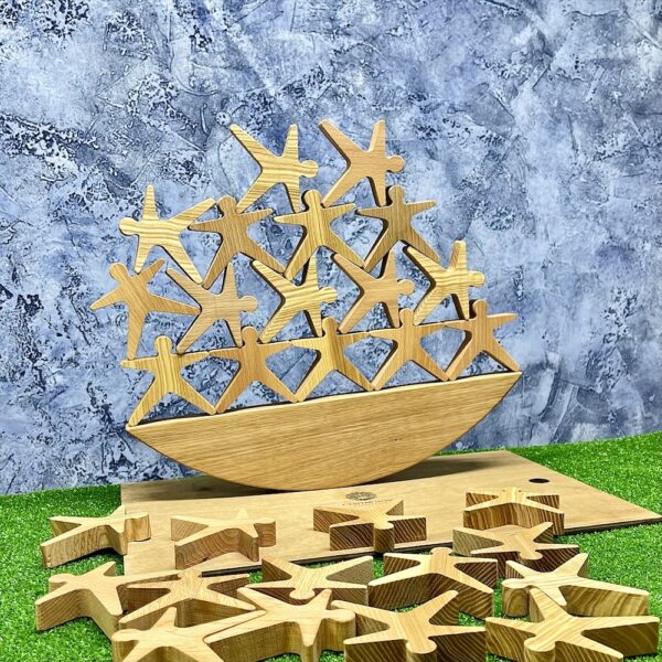 Настольная игра из дерева Акробаты в коробке S