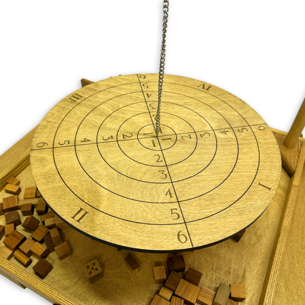 Настольная игра из дерева «Балансир» с открывающимися крышками M