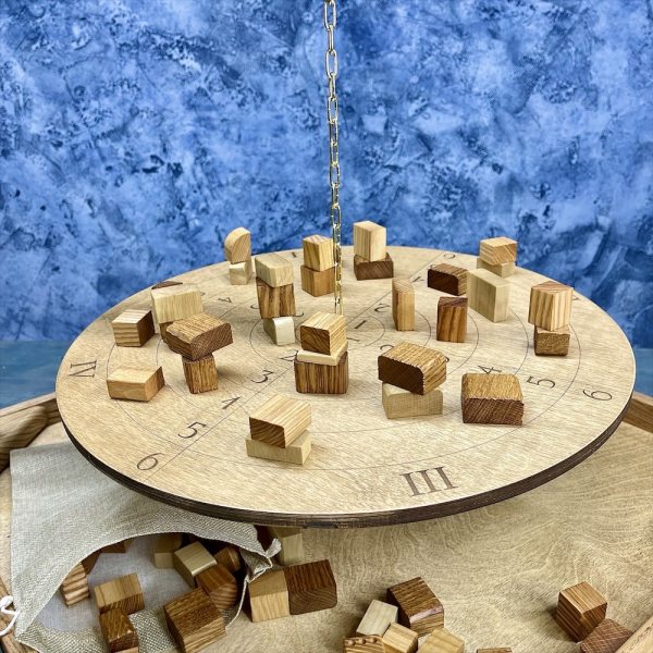 Настольная игра из дерева Балансир с открывающимися крышками M