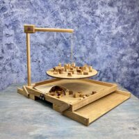 Настольная игра из дерева «Балансир» с открывающимися крышками M