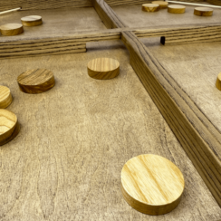 Настольная игра из дерева Эластик L