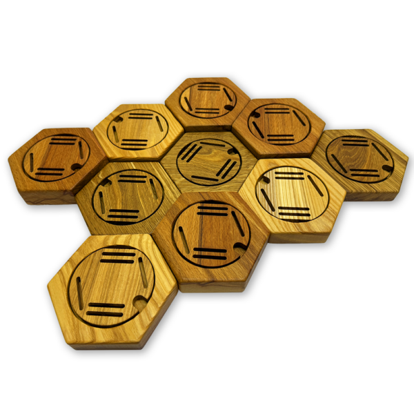 Медальница из дерева