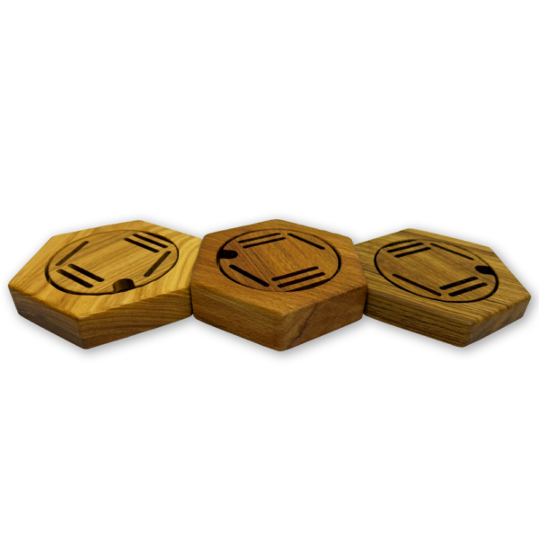 Медальница из дерева