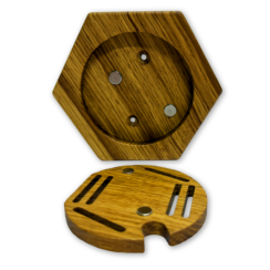 Медальница из дерева