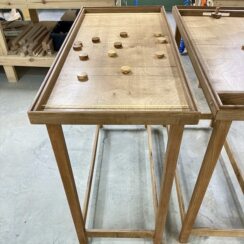 Деревянная игра  «Аэрохоккей и Стрельба по мишени» на 2-х игроков L 2 в 1 с ногами