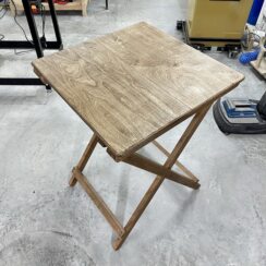 Раскладной стол со столешницей 