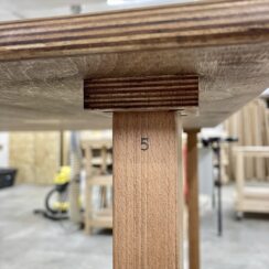 Разборный стол для настольных игр 