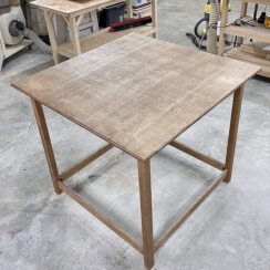 Разборный стол для настольных игр 