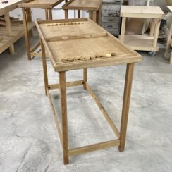Настольная игра из дерева Вышибалы на 4 игрока с выкручивающимися ногами L